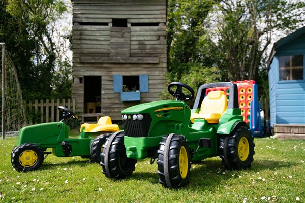 mini farmers enjoy the play area